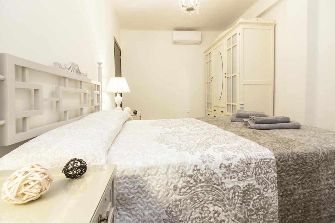 Casa Marina Malaga Apartment Exterior photo